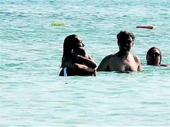 'Sadakatsiz'in Volkan'ı Caner Cindoruk'un Çeşme tatili
