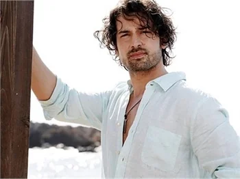 Alp Navruz’a dünya devinden dizi teklifi