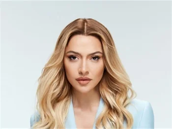 Hadise'den 1.5 milyon TL'lik anlaşma!