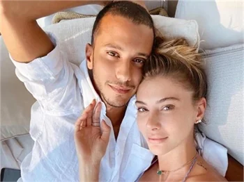 Şeyma Subaşı'nın yüzü gülüyor! Elini bırakmadı