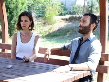 'Baş Belası'nda kıskançlık krizi