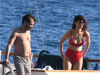 Kenan Doğulu ve Beren Saat aşka geldi