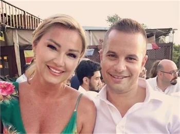 Pınar Altuğ: Deliye her gün bayram