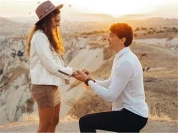 Ebru Şahin ile Cedi Osman evleniyor!