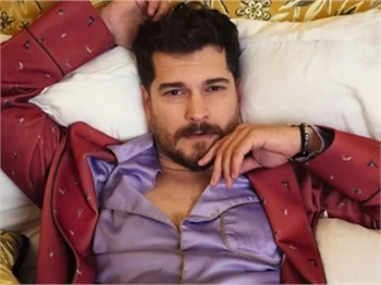 Çağatay Ulusoy'un yeni dizisi belli oldu!