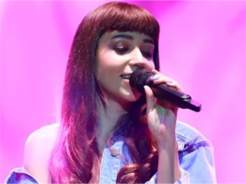 Zeynep Bastık'ın akustikleri Açıkhava'da!