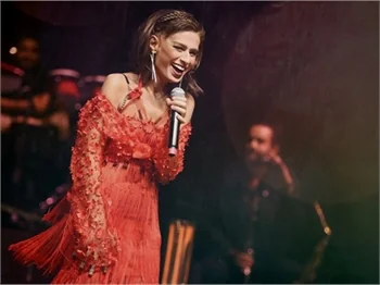 Yıldız Tilbe'den Harbiye'de unutulmaz konser