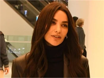 Hazal Filiz Küçükköse'nin AVM stili!