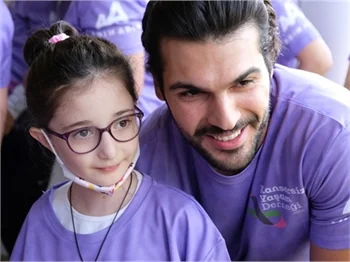 Ünlü isimler Kahramanlık Maratonu'nda bir araya geldi!