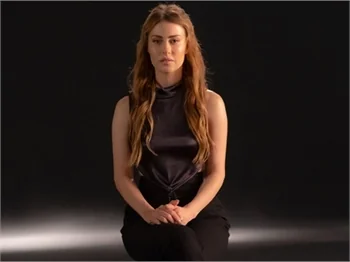 Derya Uluğ'dan "Kaderimin Oyunu' dizisine özel şarkı!