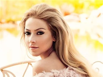 Hadise'den yeni paylaşım!