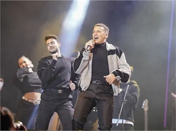 Edis 0 derecede 5 bin kişiye konser verdi!
