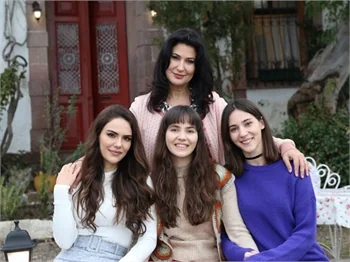 Üç Kız Kardeş'e sürpriz bir isim daha!