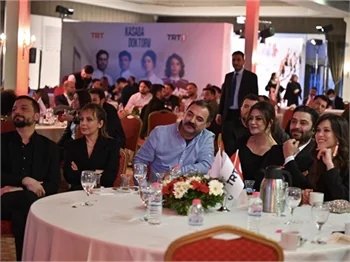 'Kasaba Doktoru'nun galası yapıldı!
