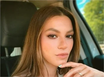 Yüsra Geyik'ten 'Hadise' göndermesi!
