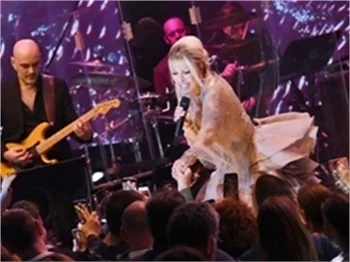 Ajda Pekkan'dan star dokunuşu!